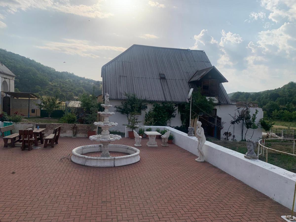 Ubytovani V Apartmanu, 2 Loznice, Na Farme Bzany Exterior foto